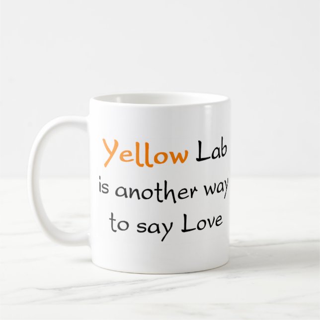 tasse de café jaune à la méthode de laboratoire (Gauche)