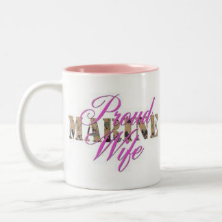 Tasse de café marine d'épouse