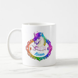 Tasse de café mignonne d'arc-en-ciel nommé fait