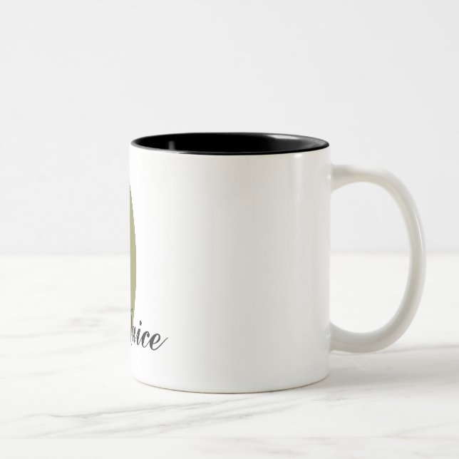 Tasse de café olive de jus (Droit)