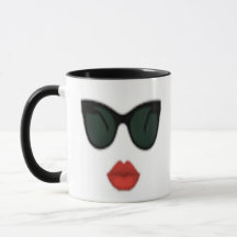 Tasse de café rouge de patron de lèvre de fille de