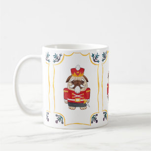 Tasse de carlin de casse-noix