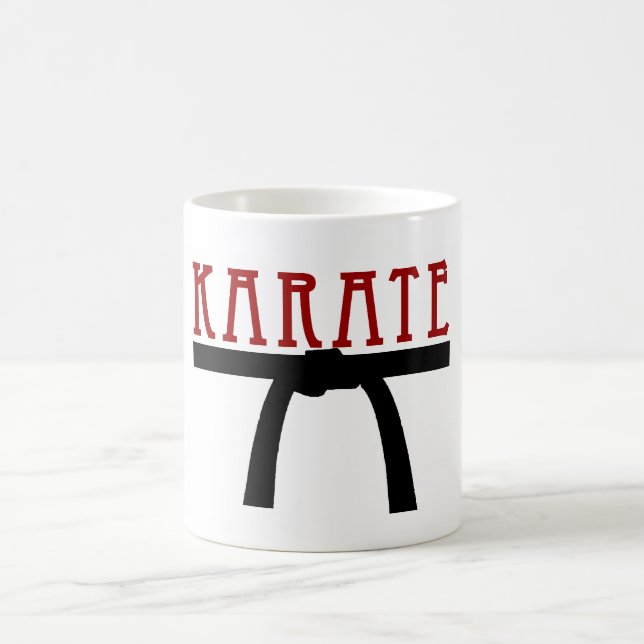 Tasse de ceinture noire de karaté (Centre)