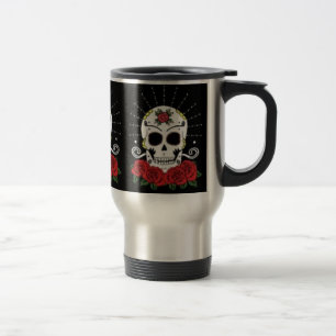 Tasse de crâne et de voyage de roses