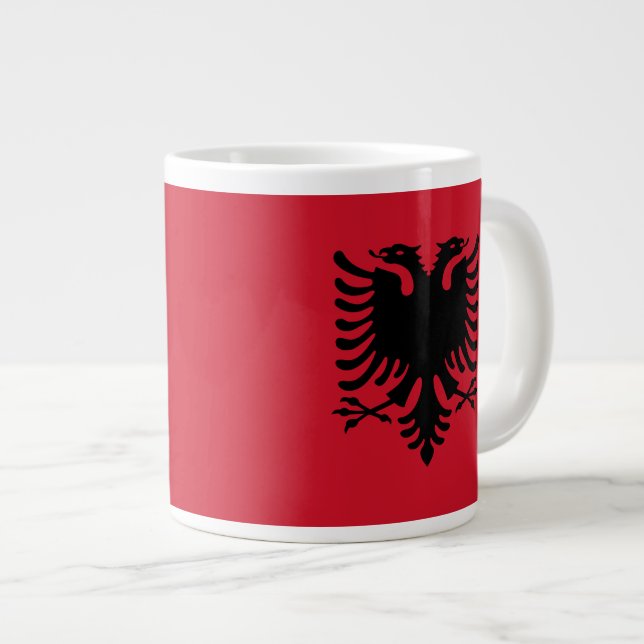 Tasse de drapeau de l'Albanie (Devant droit)