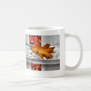 Tasse de feuille de chute