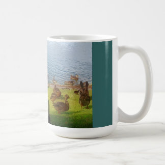 tasse de fille de canard