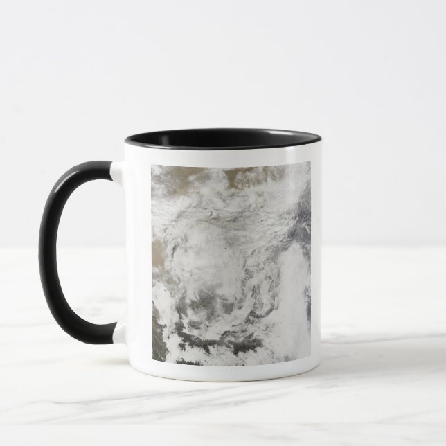 Tasse De fortes chutes de neige en Chine (Gauche)