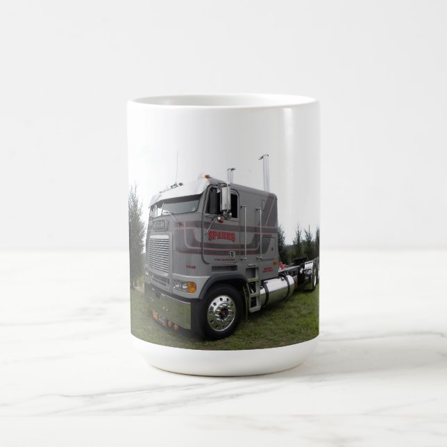 Tasse de Freightliner COE d'étincelles (Centre)