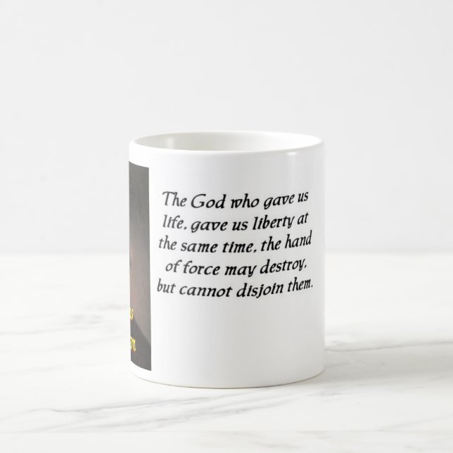 Tasse de la citation 24 de Thomas Jefferson (Centre)