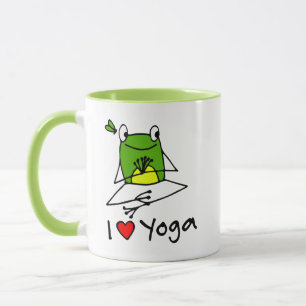 Tasse de la pose de yoga de la grenouille mignonne