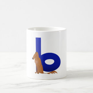 Tasse de l'alphabet B de chien