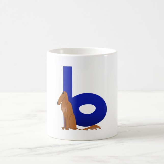 Tasse de l'alphabet B de chien (Centre)