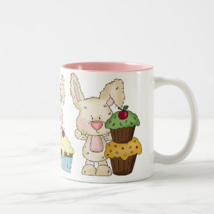 Tasse de lapin de petit gâteau