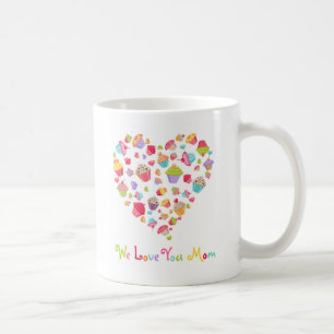 Tasse de maman d'amour de petits gâteaux