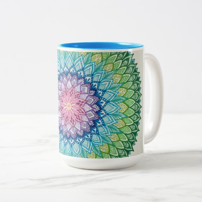 Tasse de mandala d'arc-en-ciel (enorme) (Devant droit)