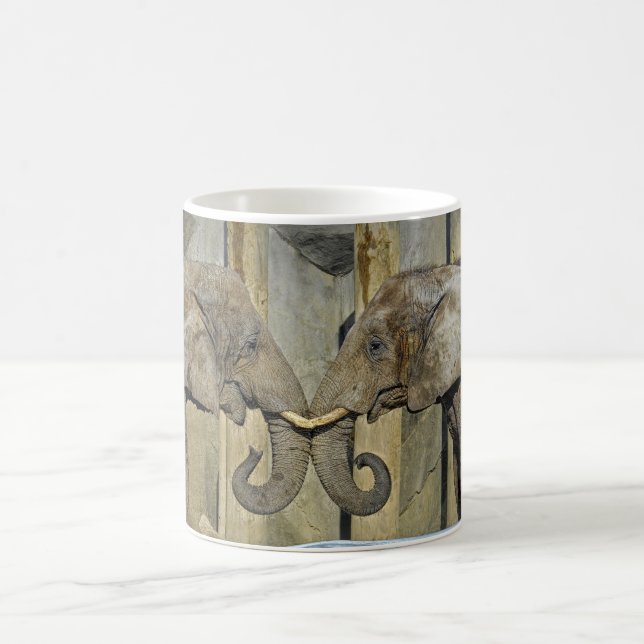 Tasse de meilleurs amis d'éléphants (Centre)
