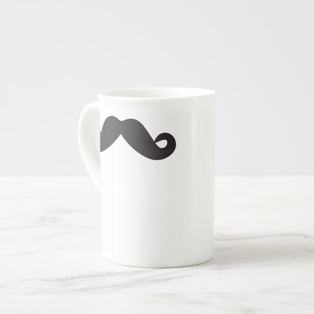 Tasse de moustache (Devant gauche)