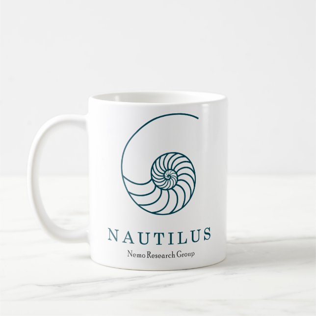 Tasse de Nautilus de Ship de capitaine Nemo's (Gauche)