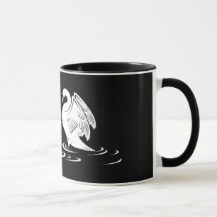 Tasse de noir de couples de cygne