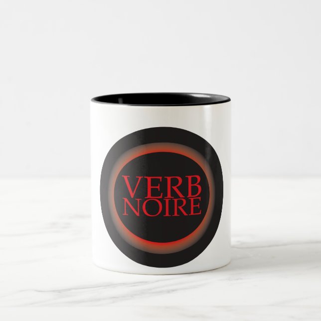 Tasse de Noire de verbe (Centre)
