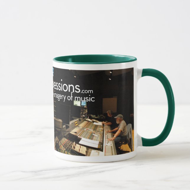 Tasse de panorama de l'étape de marquage de (Droite)