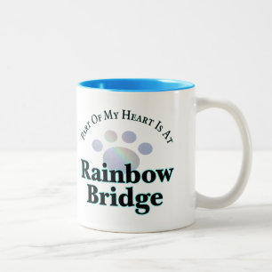 Tasse de patte de pont en arc-en-ciel