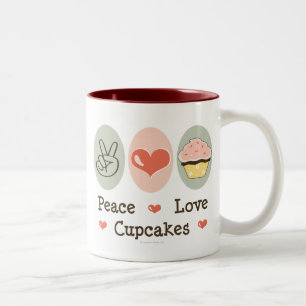Tasse de petits gâteaux d'amour de paix