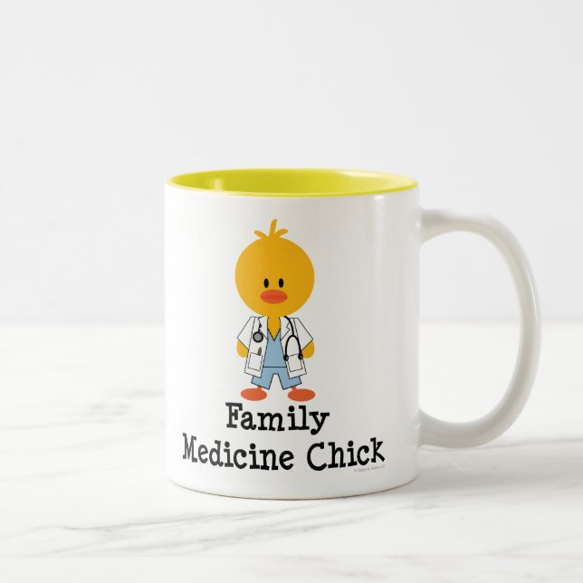 Tasse de poussin de médecine de la famille (Droit)