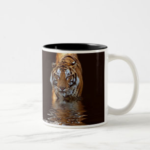 Tasse de réflexion de tigre