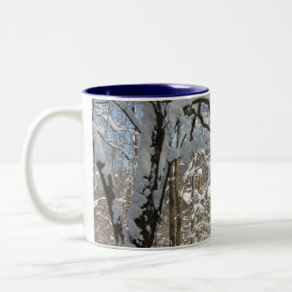 Tasse de scène d'hiver