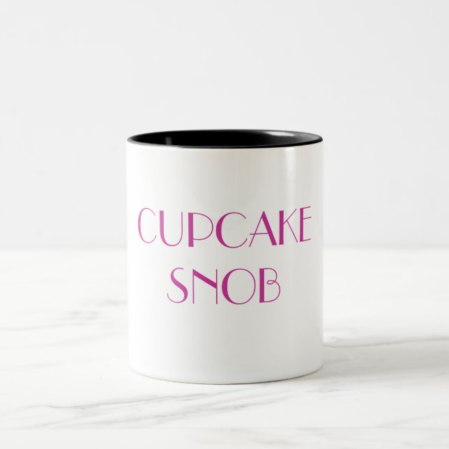 Tasse de SNOB de PETIT GÂTEAU (Centre)
