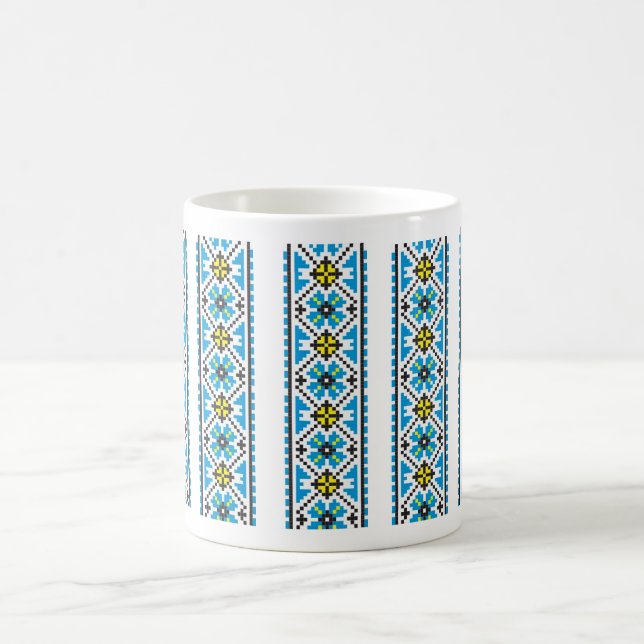 Tasse de thé ukrainienne avec le motif (Centre)