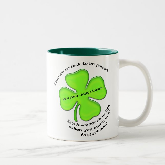Tasse de trèfle de Quatre-Feuille (Droit)