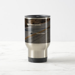 Tasse de voyage avec des grandes expectatives