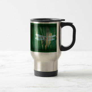 Tasse de voyage de libellule