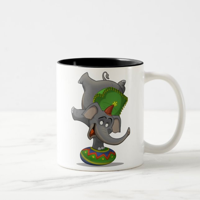 Tasse d'éléphant de cirque (Droit)