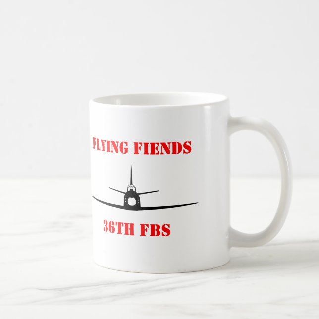 Tasse d'escadron de chasseur-bombardier 36 (Droite)