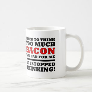 Tasse drôle avec trop de bacon ou mug de voyage