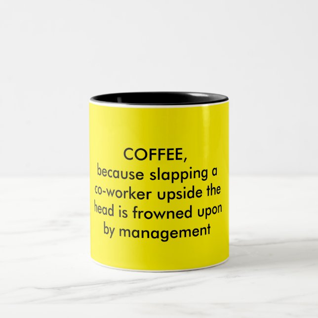 Tasse drôle d'amants de café (Centre)