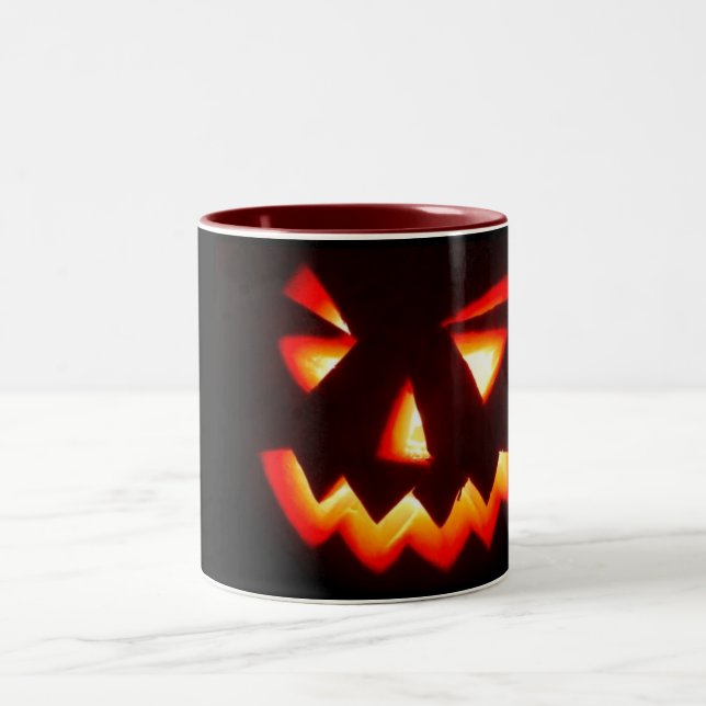 tasse effrayante de citrouille de Halloween (Centre)