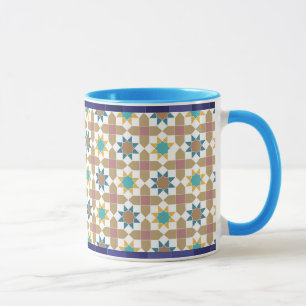 Tasse élégante beige, verte et rouge à motif géomé