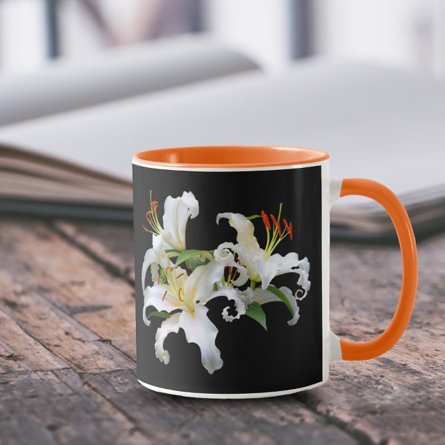 Tasse Elégante Casablanca White Oriental Lilies (Elegant Casablanca White Oriental Lilies 11 oz Coffee Mug Cover Photo.)