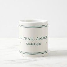 Tasse élégante personnalisée avec nom en vert forê
