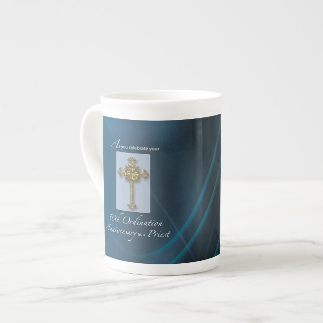 Tasse En Porcelaine 50e anniversaire de l'ordination du prêtre (Devant gauche)