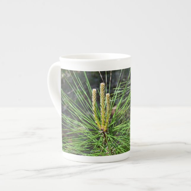 Tasse En Porcelaine Aiguilles de pin par Kenneth Yoncich (Devant gauche)