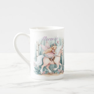 Tasse En Porcelaine Belle fille de fée à cheval dans une forêt enchant