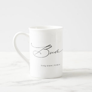 Tasse En Porcelaine Bride Modern Elegant Script Mariage Nom personnali