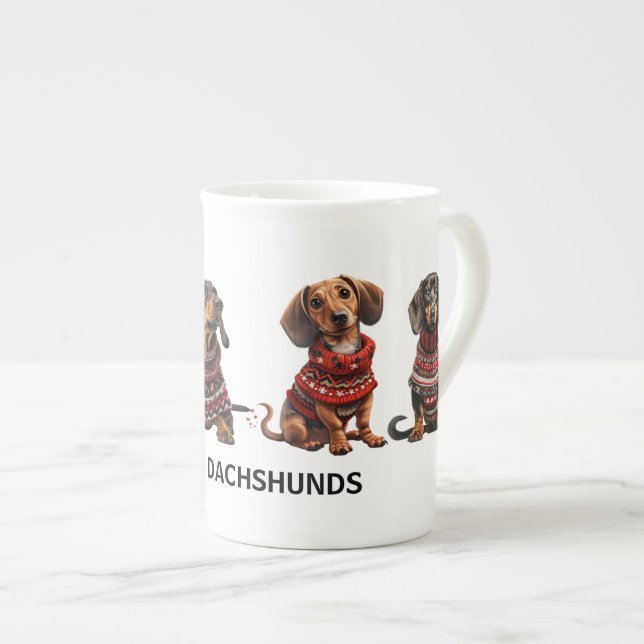 Tasse En Porcelaine Cadeau de Noël Festif Dachshund personnalisé (Devant droit)