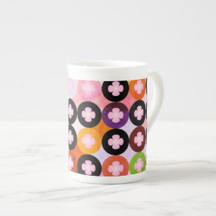 Tasse En Porcelaine Cercles multicolores cool et trèfles roses